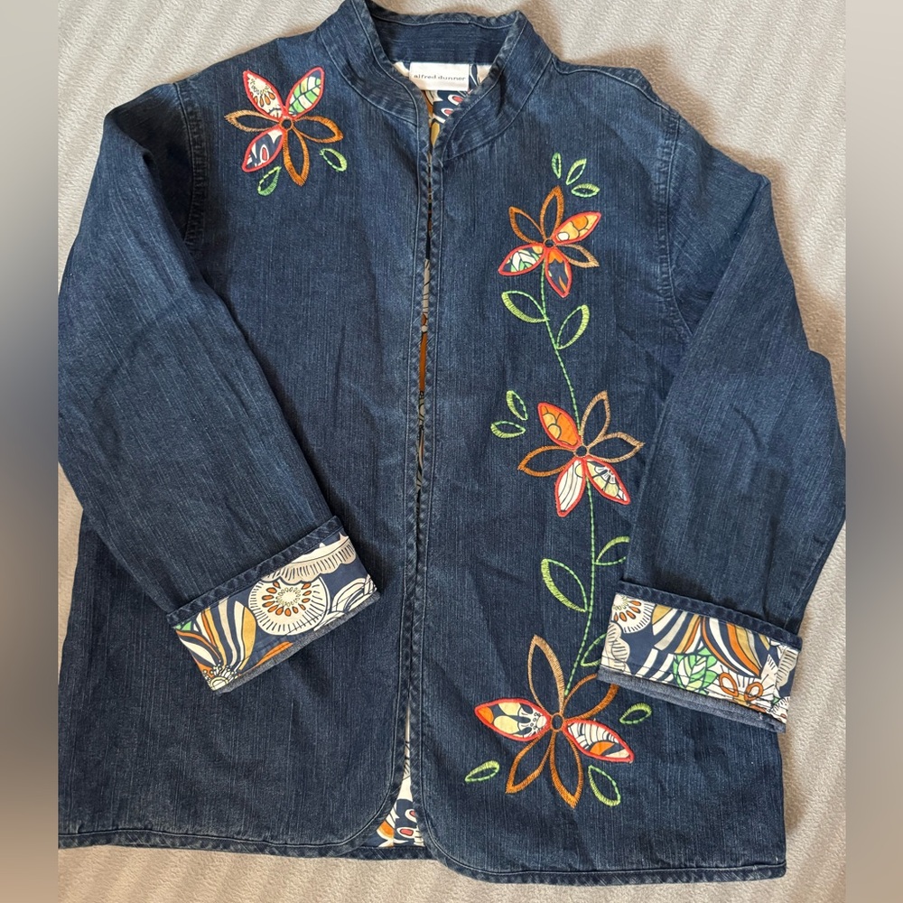 Alfred Dunner - Denim Flower Embroidered Jacket / SZ 12 / RN 19232